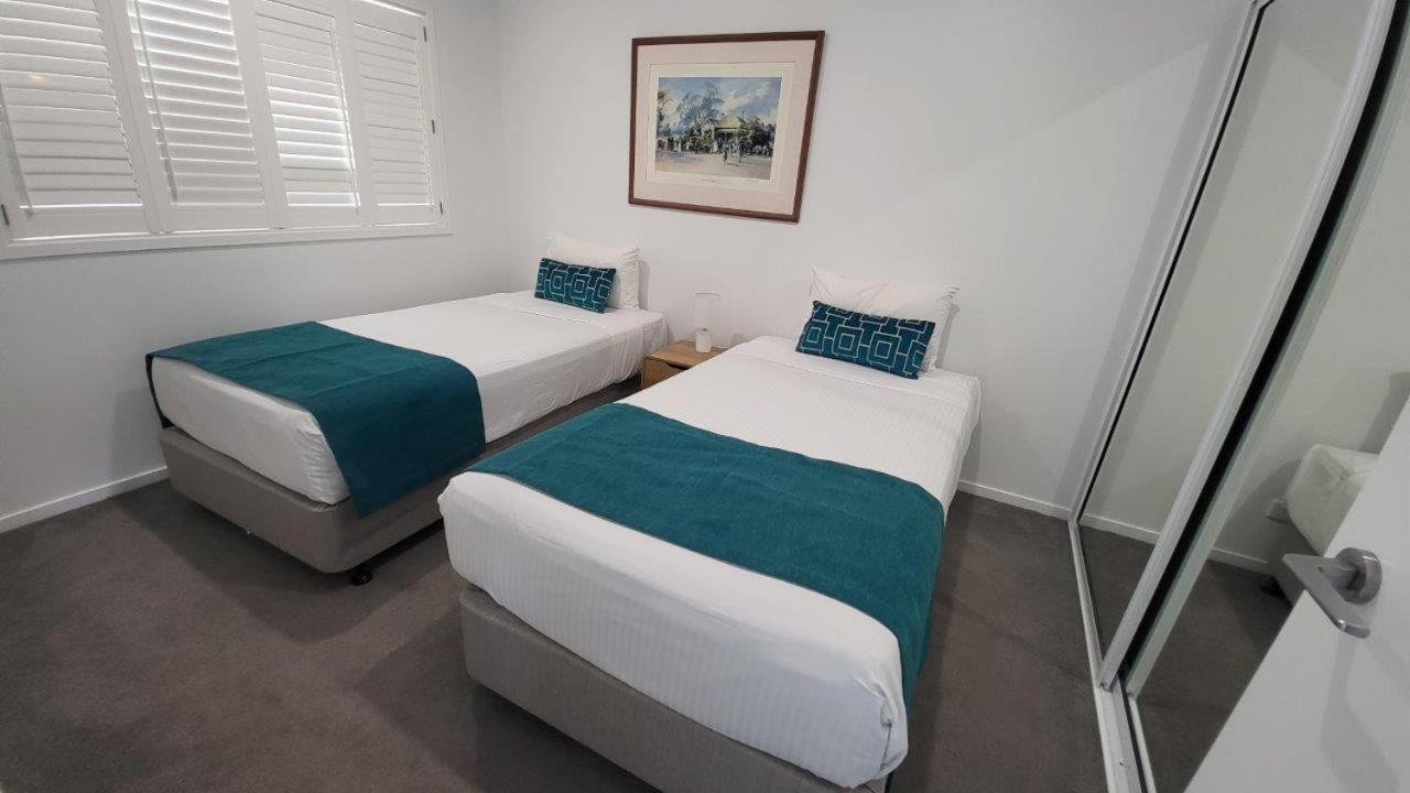 Eden By The Bay Aparthotel Hervey Bay Esterno foto